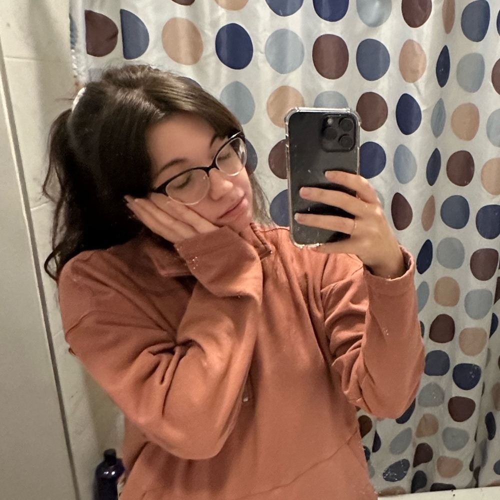 Meet your Posher, Kelly